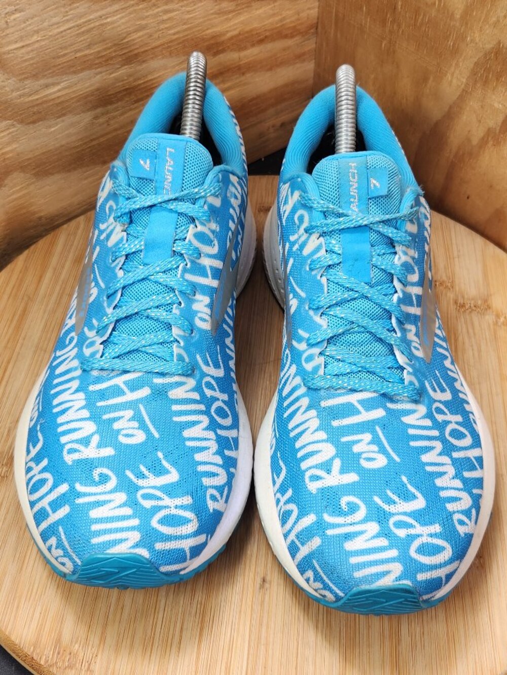 Brooks Launch 7 Womens Blue Running On Hope Brave Like Gabe Shoes Size 8.5 - Picture 3 of 9